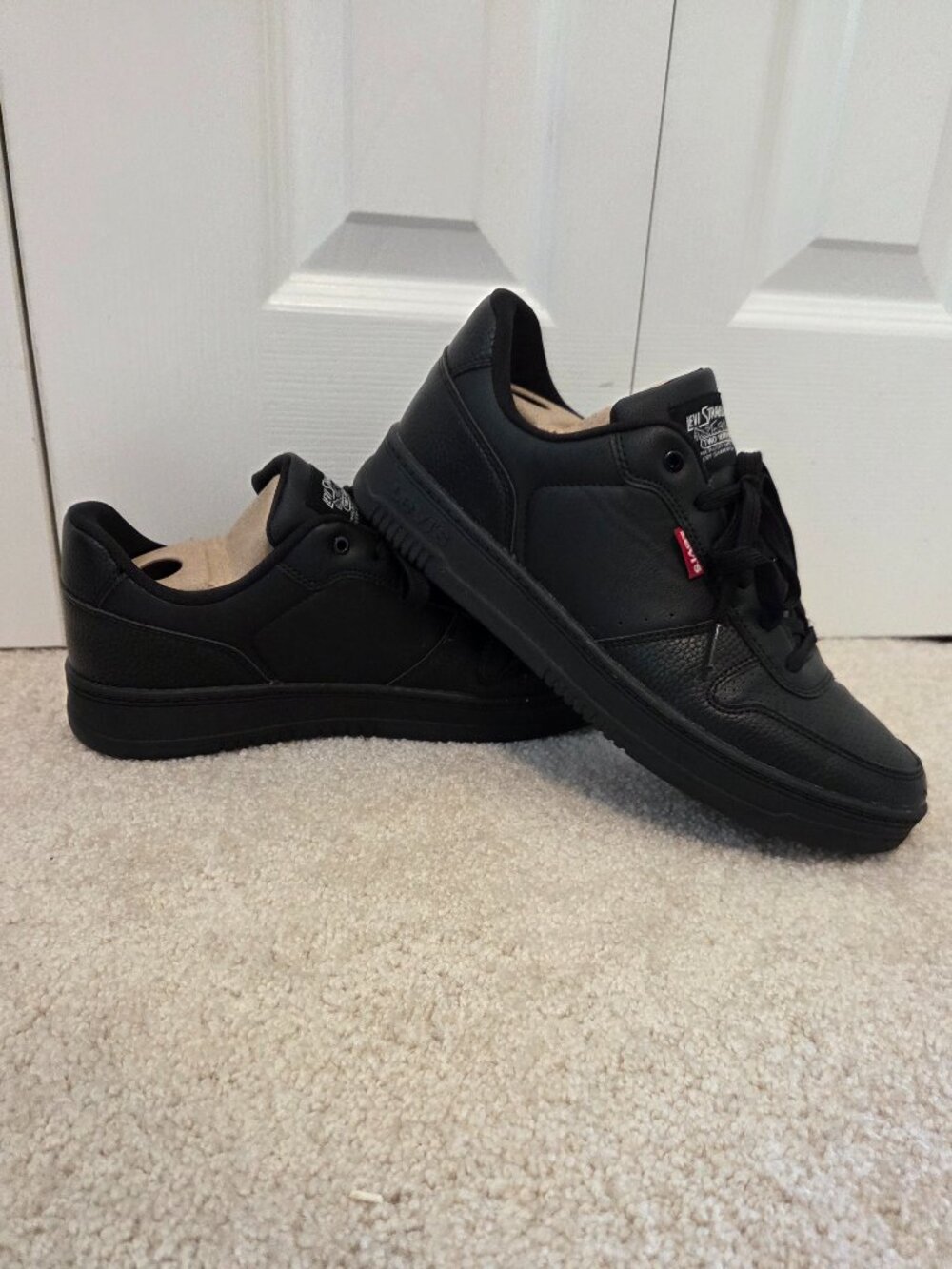 Women's Levi's Black Sneakers